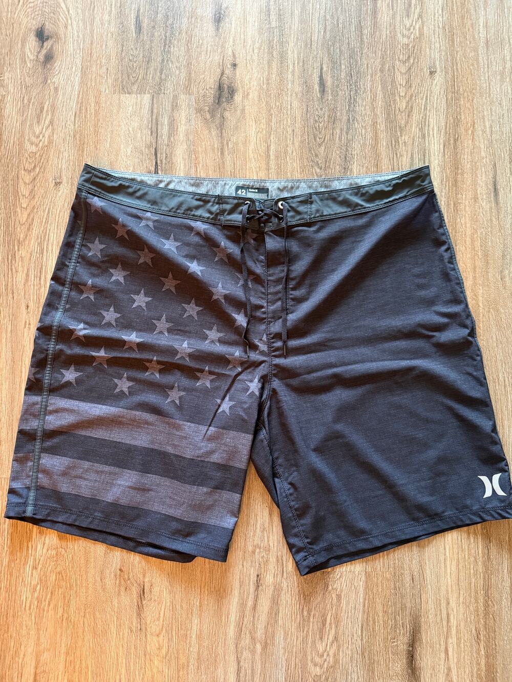 Hurley Phantom Gray American Flag Seim Trunks Size 42